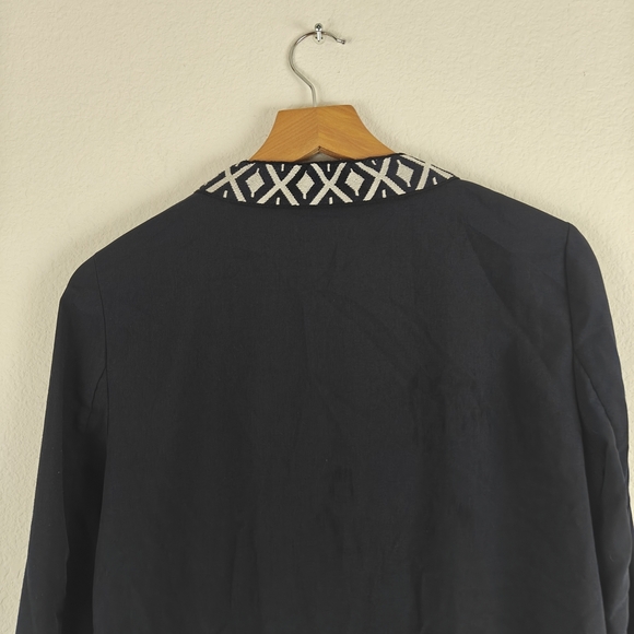 Tory Burch V-neck Navy Blue Embroidered Detail Tunic Top Size 2 - Picture 14 of 16